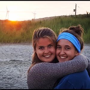 Meet your Posher, Maya